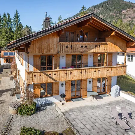 Apartman My - Traumhafte Mit Bergblick Und Sauna In Seenaehe *