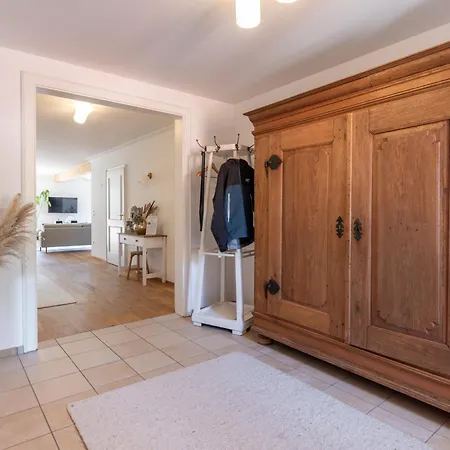 Apartment Traumhafte Gartenwohnung Mit Bergblick Und Sauna In Seenähe *