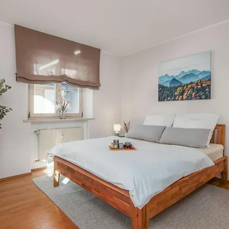 Apartment Traumhafte Gartenwohnung Mit Bergblick Und Sauna In Seenähe *