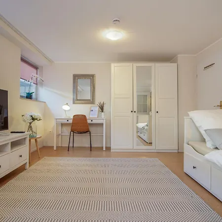 Apartment Traumhafte Gartenwohnung Mit Bergblick Und Sauna In Seenähe Schliersee
